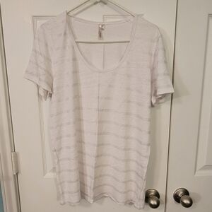 Banana Republic White Short Sleeve Scoop Neck Tee